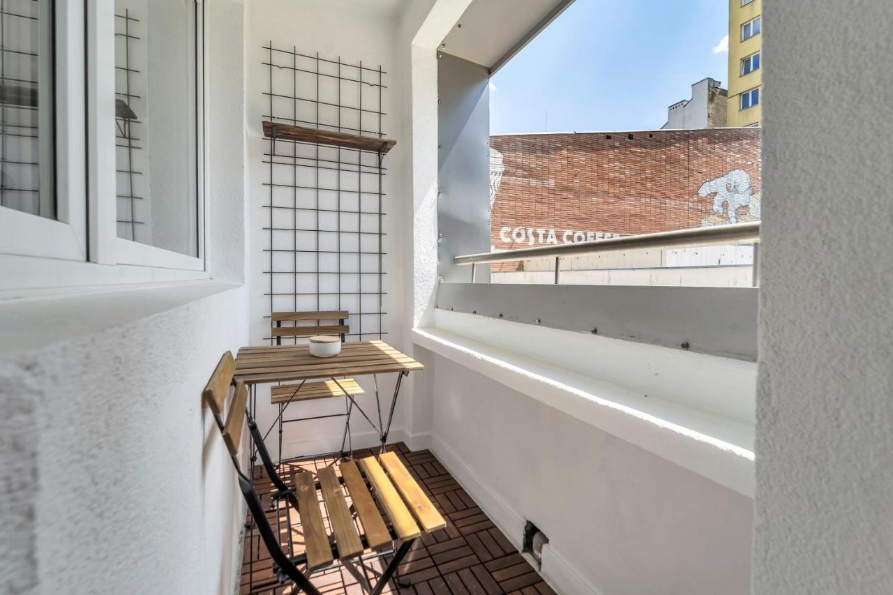 Chmielna Downtown - Center, Aircon - By Rentujemy Appartement